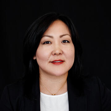 Уянга Янданова юрист по международному праву